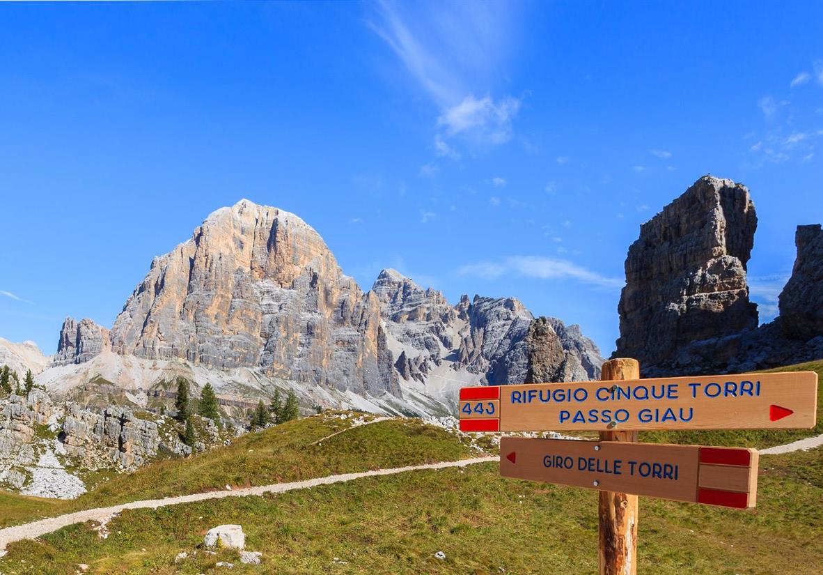 Self-guided trek along the Alta Via 1