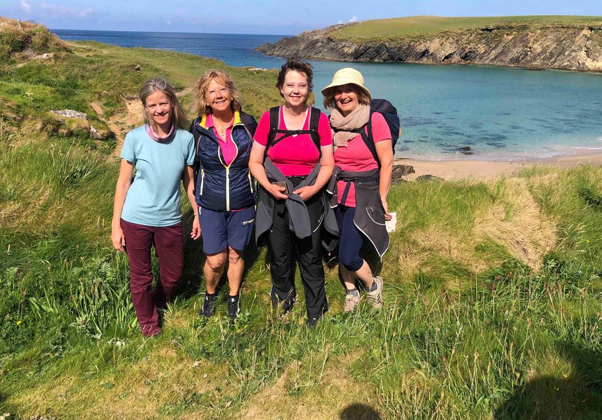 AWMSep23- Group of walkers on the Dingle Way