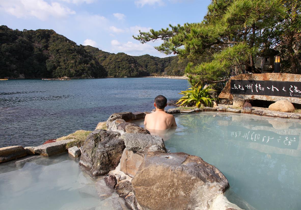 Enjoying open-air hot spring baths at Katsuura