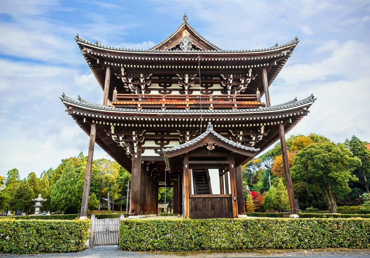 Entrance to a shrine in Tsumago