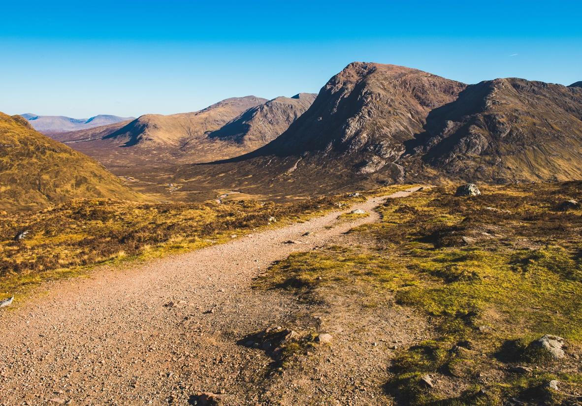 Mountain scenery through Glencoe