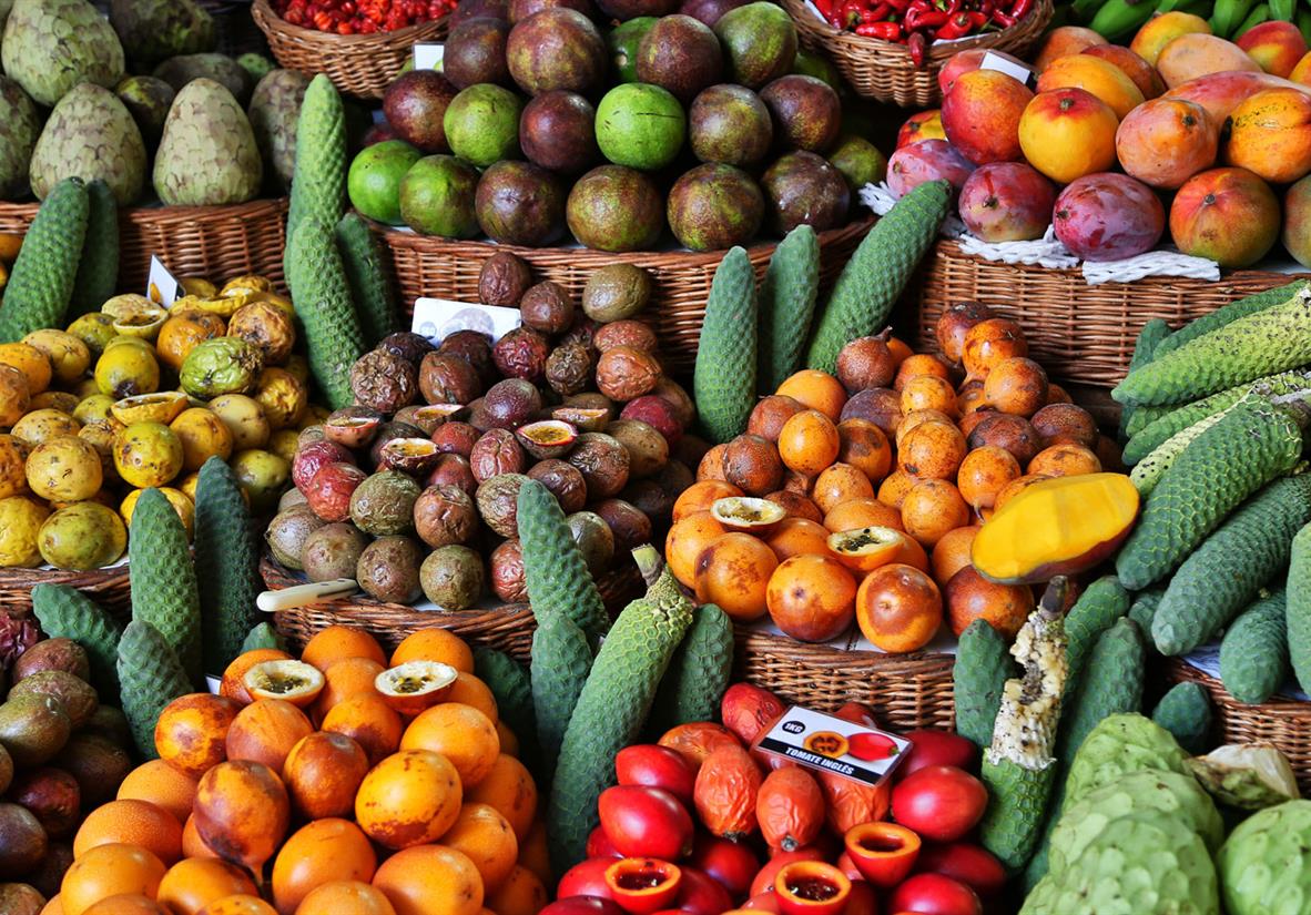 Fresh, vibrant and exotic fruits